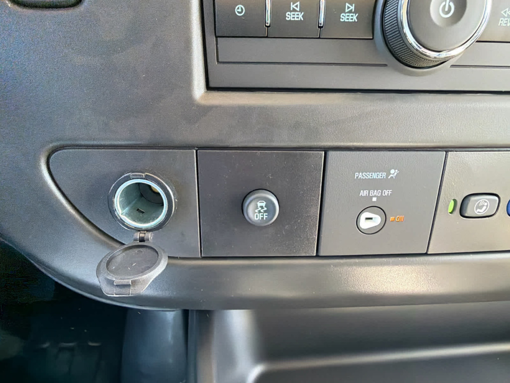 2025 GMC Savana Cargo RWD 2500 Regular Wheelbase Work Van