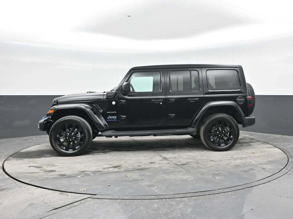 2023 Jeep Wrangler 4xe Sahara 4x4