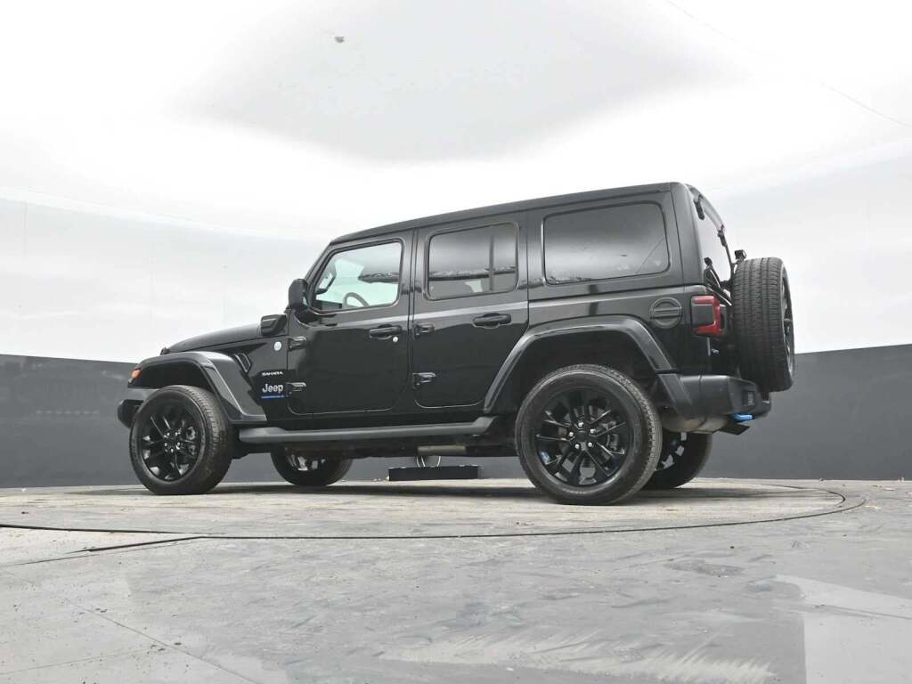 2023 Jeep Wrangler 4xe Sahara 4x4
