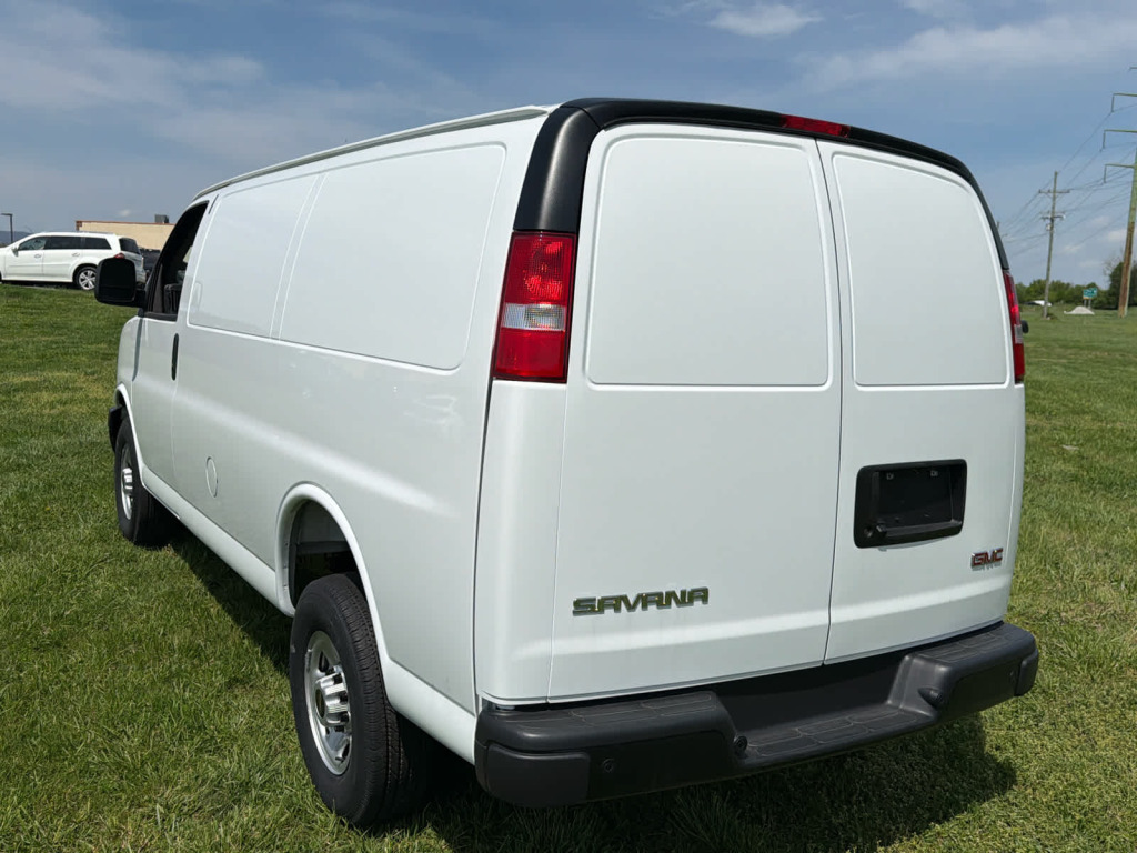 2025 GMC Savana Cargo RWD 2500 Regular Wheelbase Work Van