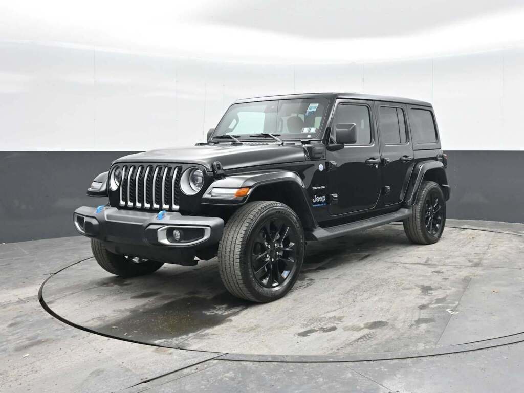 2023 Jeep Wrangler 4xe Sahara 4x4