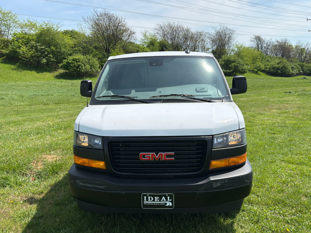 2025 GMC Savana Cargo RWD 2500 Regular Wheelbase Work Van