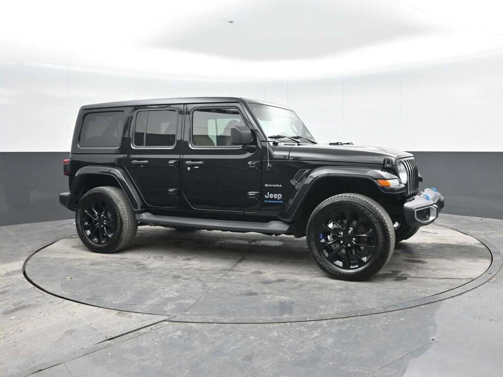 2023 Jeep Wrangler 4xe Sahara 4x4