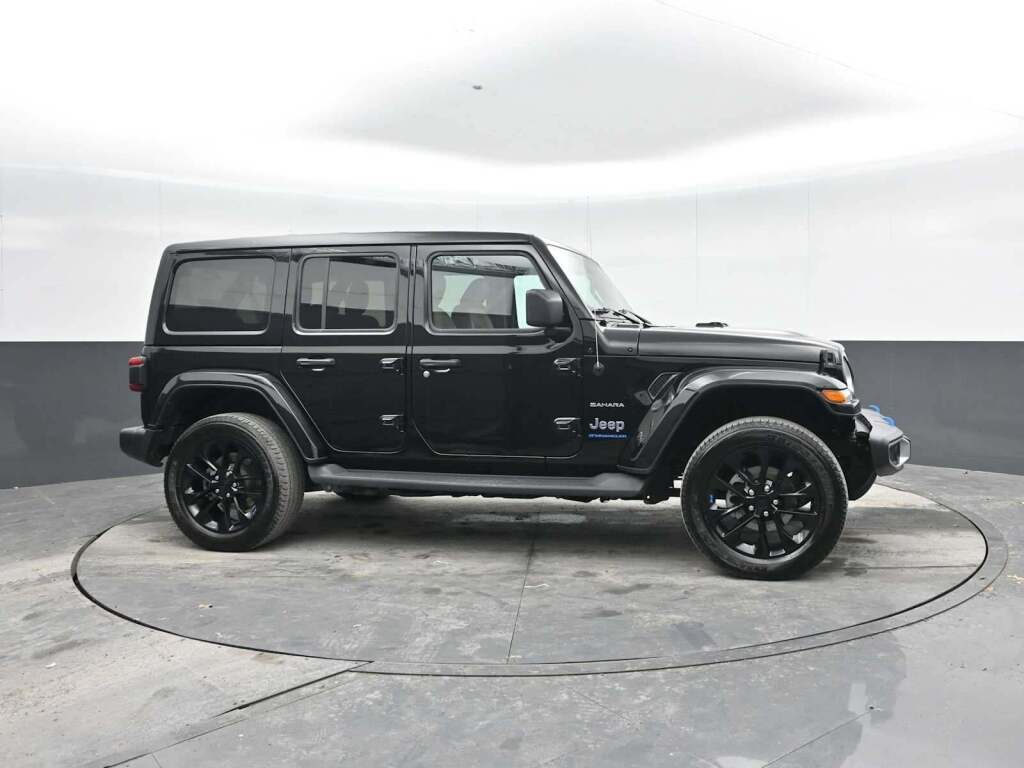 2023 Jeep Wrangler 4xe Sahara 4x4