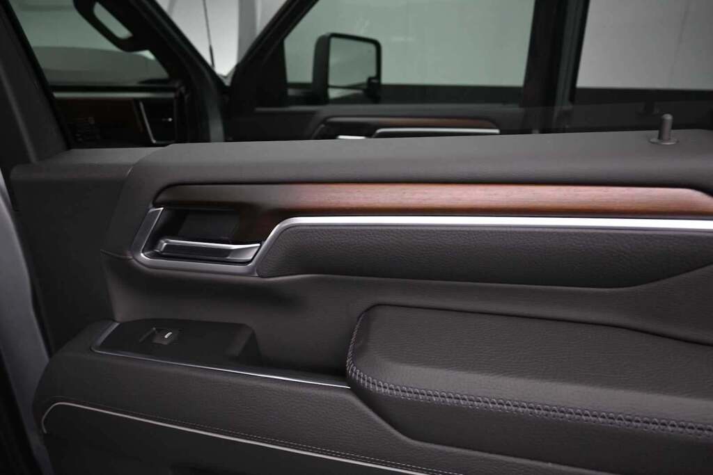 2026 GMC Sierra 2500HD Denali