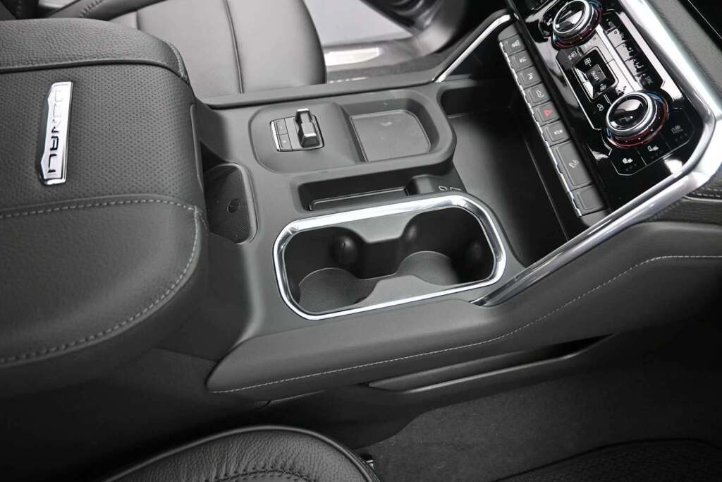 2026 GMC Sierra 2500HD Denali