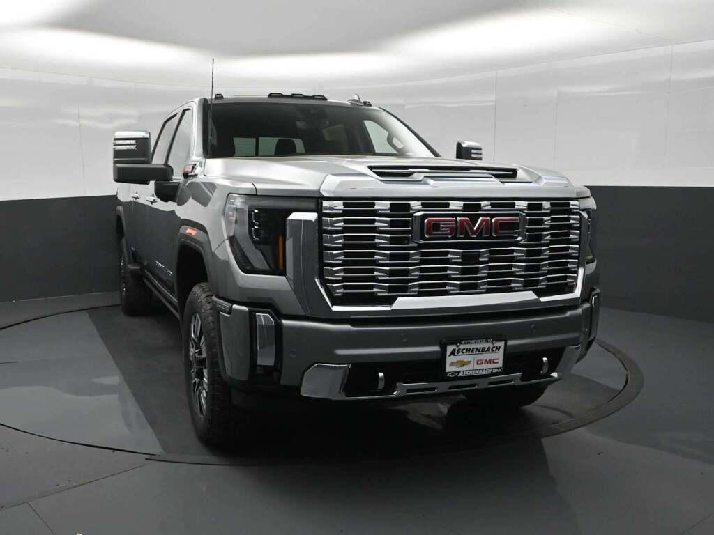 2026 GMC Sierra 2500HD Denali