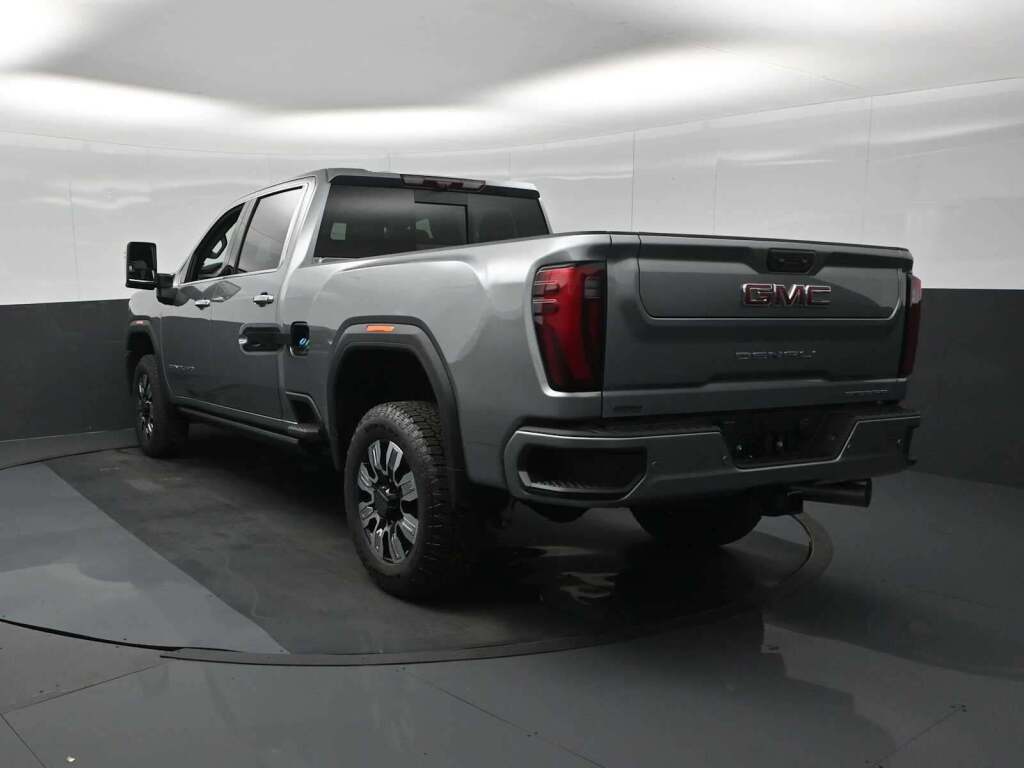 2026 GMC Sierra 2500HD Denali