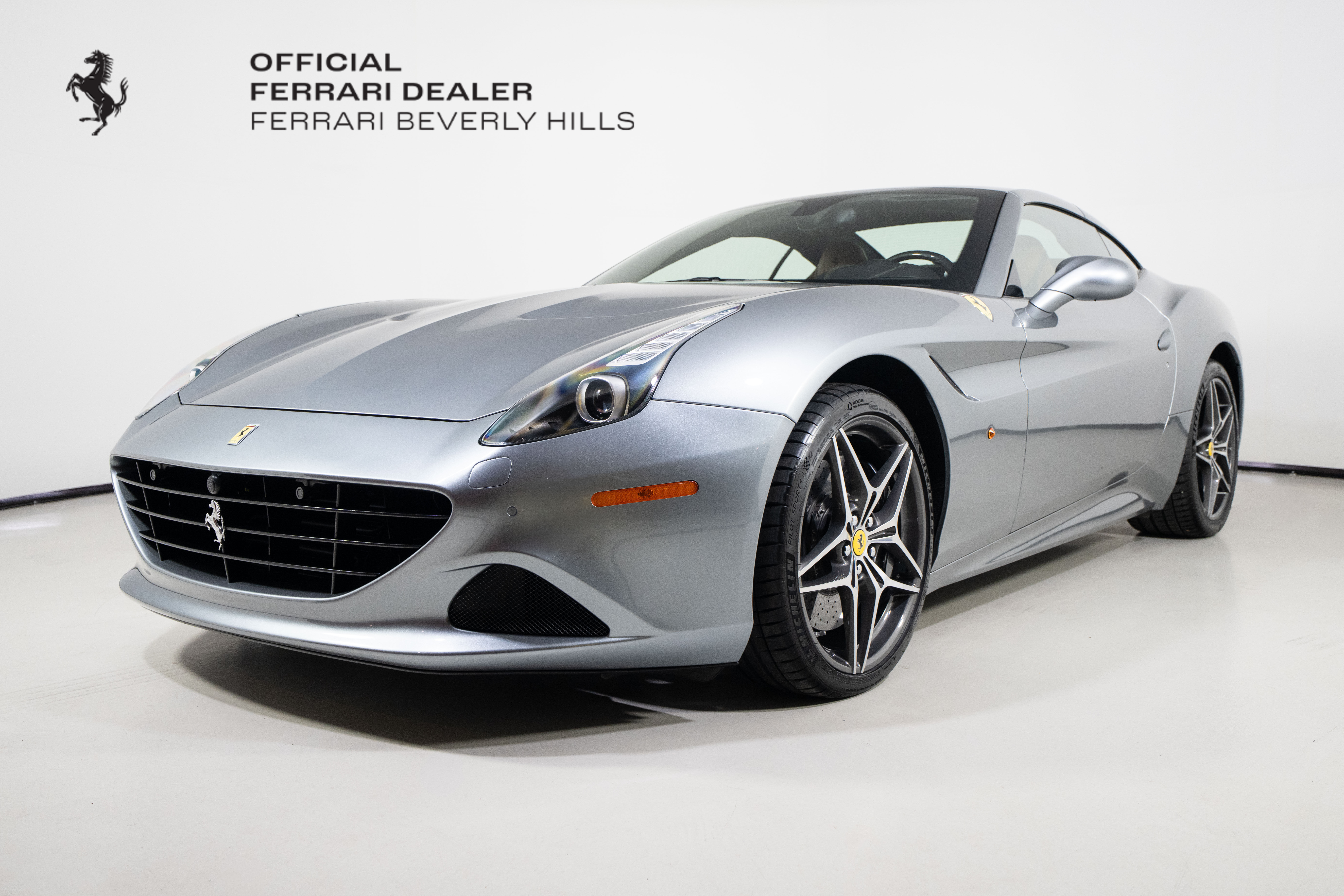 2016 Ferrari California -'s photo
