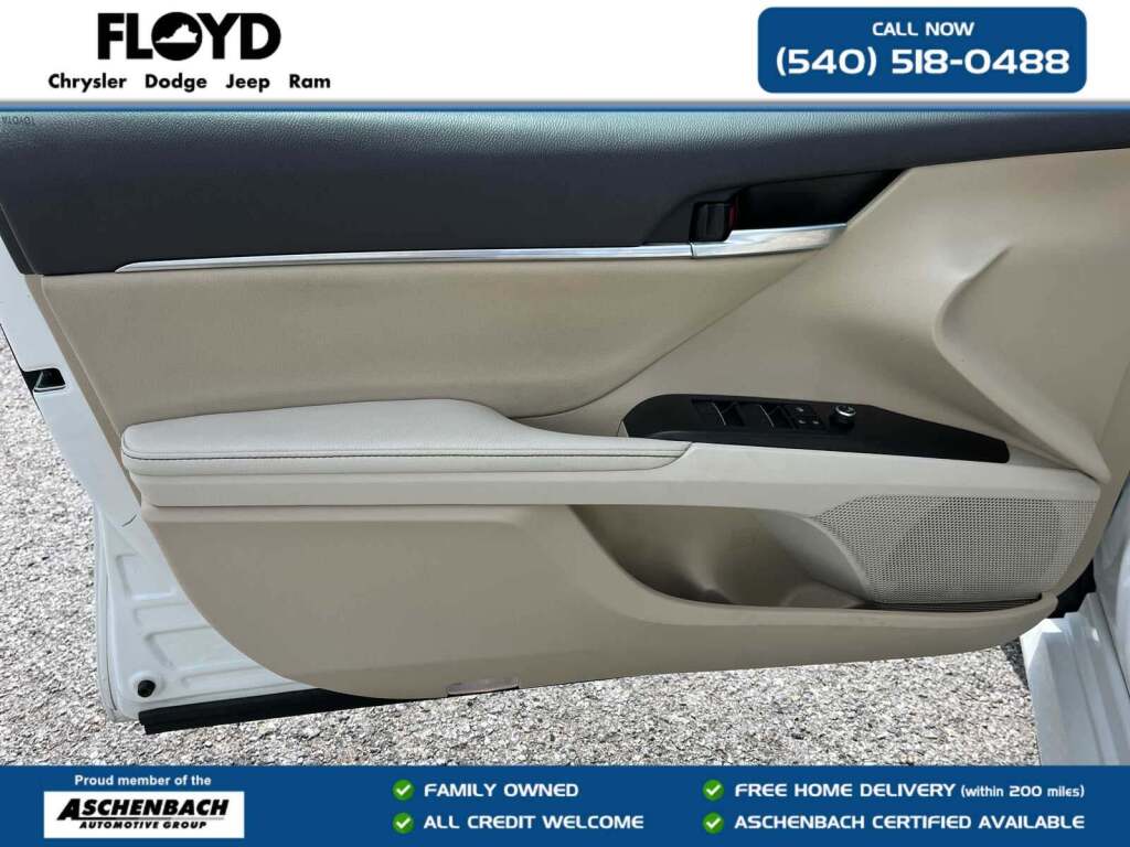 2024 Toyota Camry Hybrid XLE