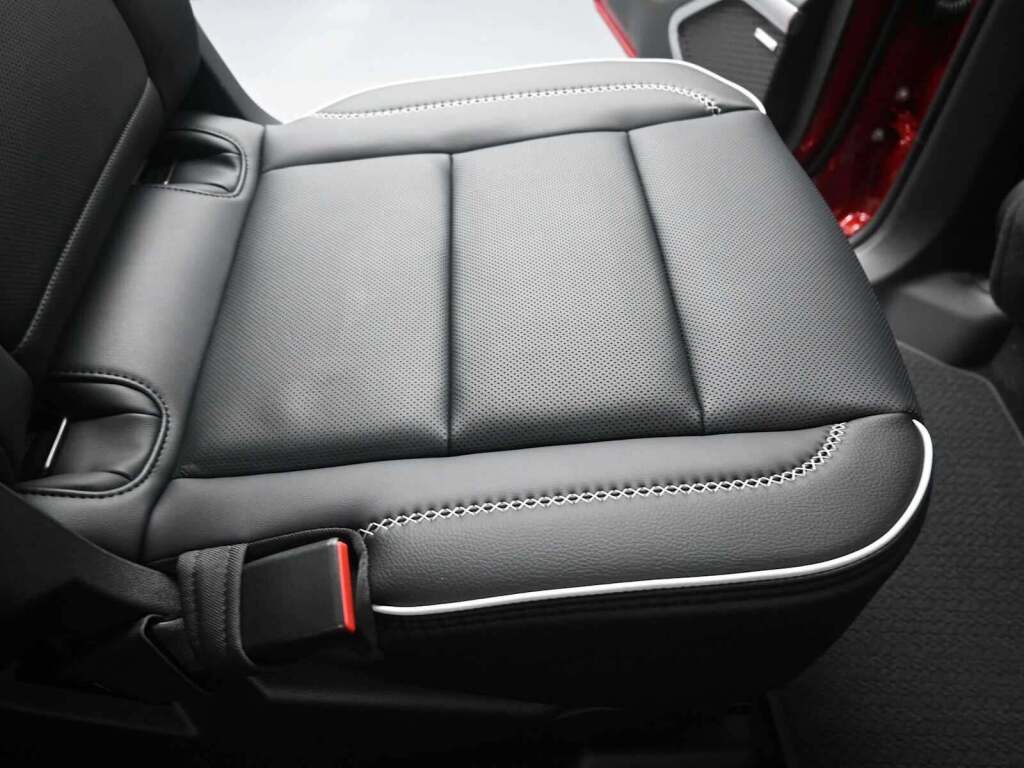 2026 GMC Acadia Denali AWD