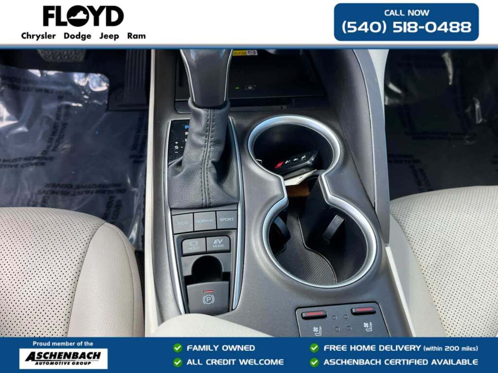 2024 Toyota Camry Hybrid XLE