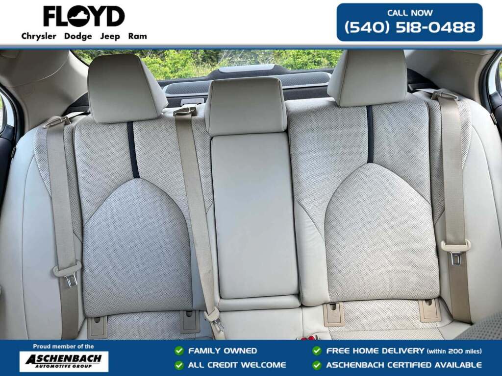 2024 Toyota Camry Hybrid XLE