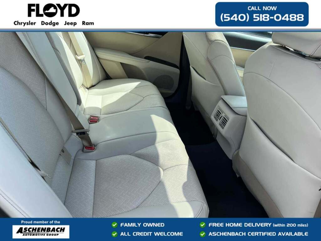 2024 Toyota Camry Hybrid XLE