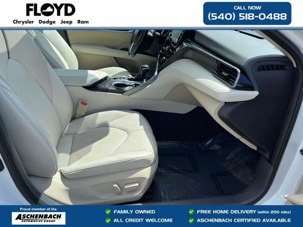 2024 Toyota Camry Hybrid XLE