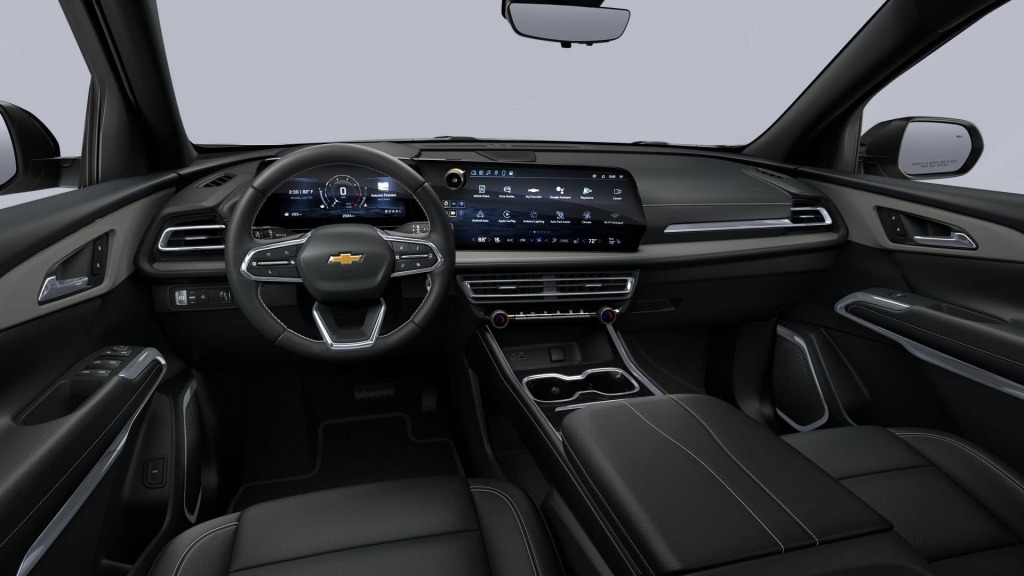 2026 Chevrolet Traverse FWD LT