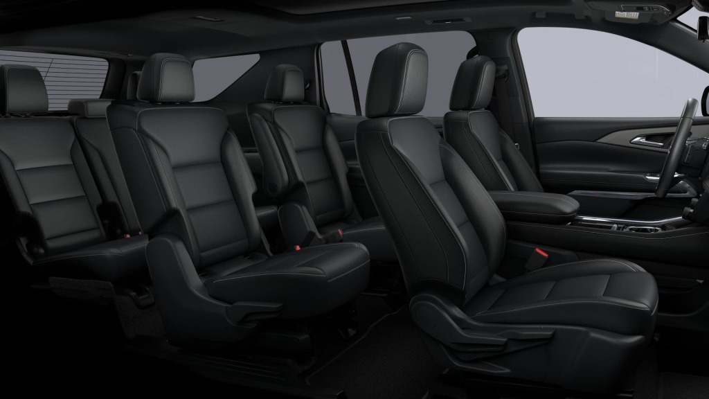 2026 Chevrolet Traverse FWD LT