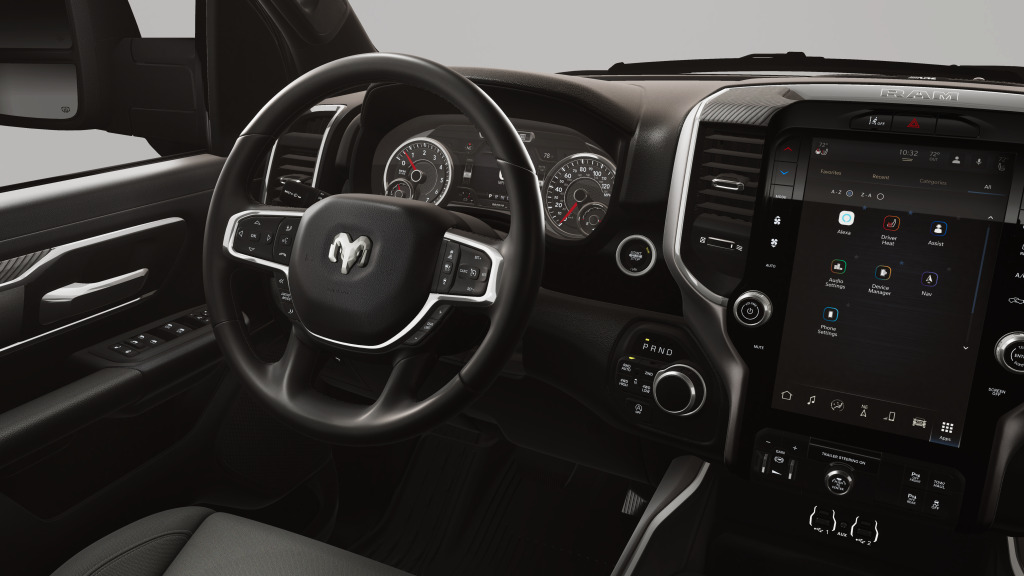 2026 Ram 1500 Big Horn Crew Cab 4x4 5'7" Box
