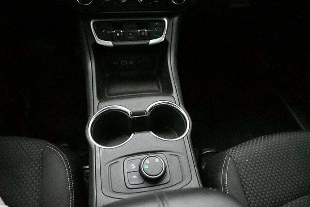 2024 GMC Terrain AWD SLE