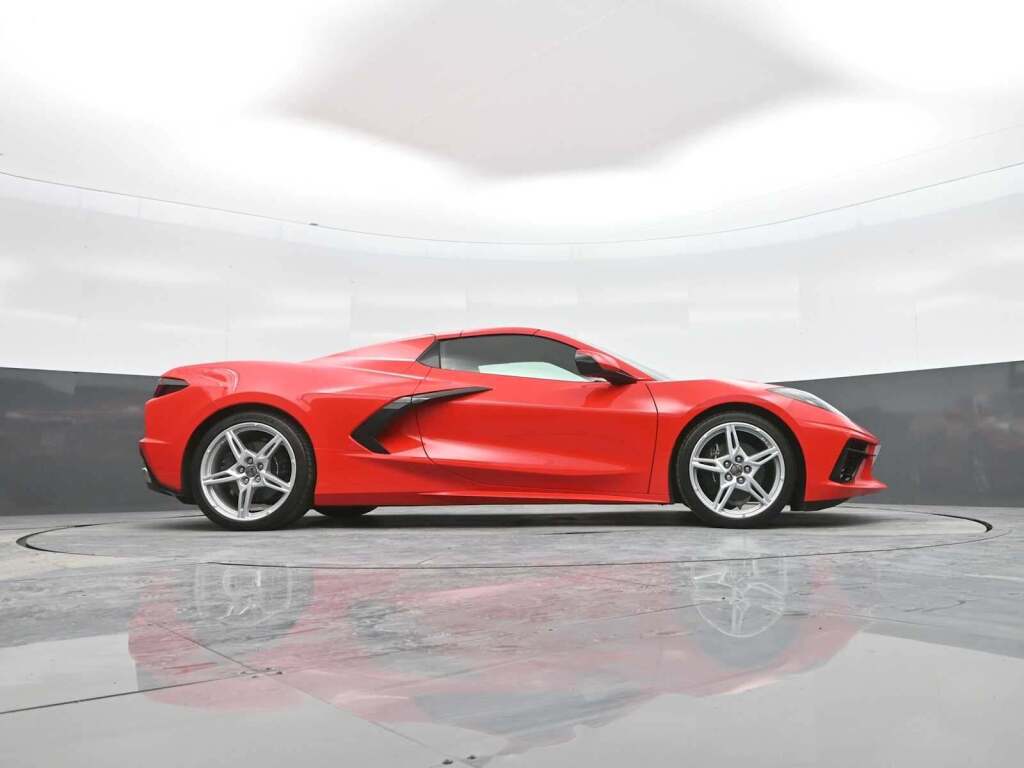 2023 Chevrolet Corvette Stingray RWD Convertible 2LT
