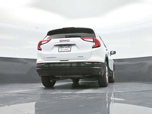 2024 GMC Terrain AWD SLE