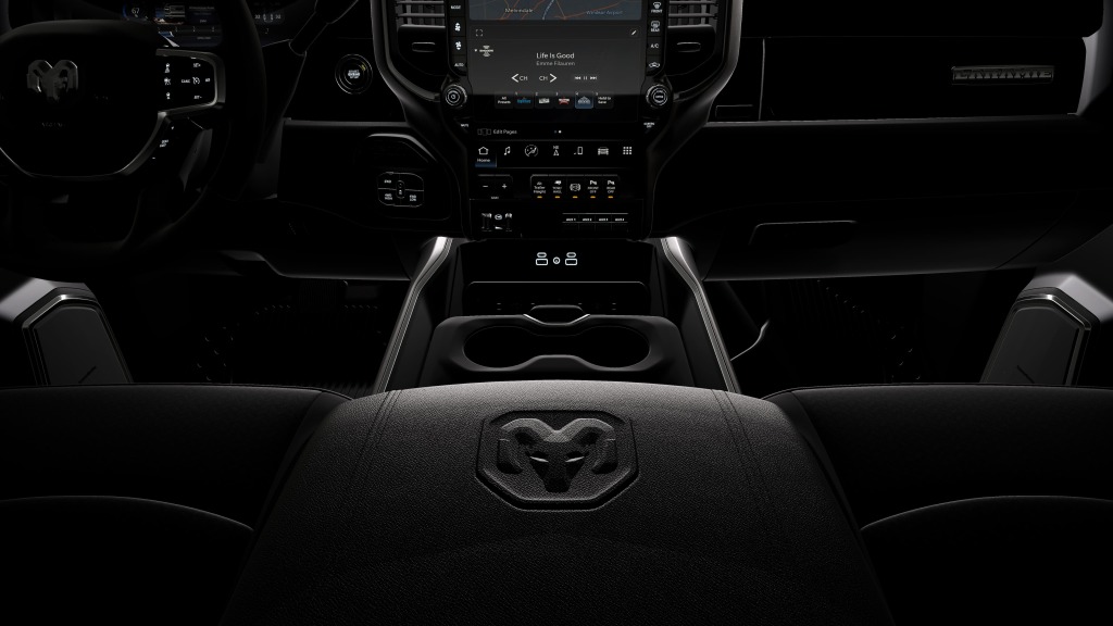 2026 Ram 3500 Laramie Crew Cab 4x4 8' Box