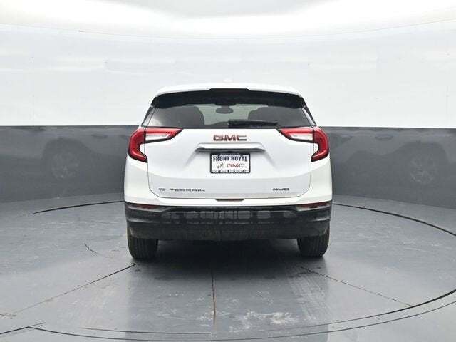 2024 GMC Terrain AWD SLE