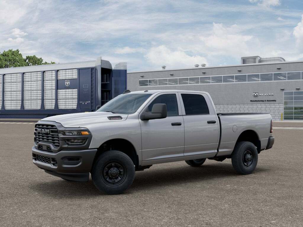 2026 Ram 2500 Tradesman Crew Cab 4x4 6'4" Box