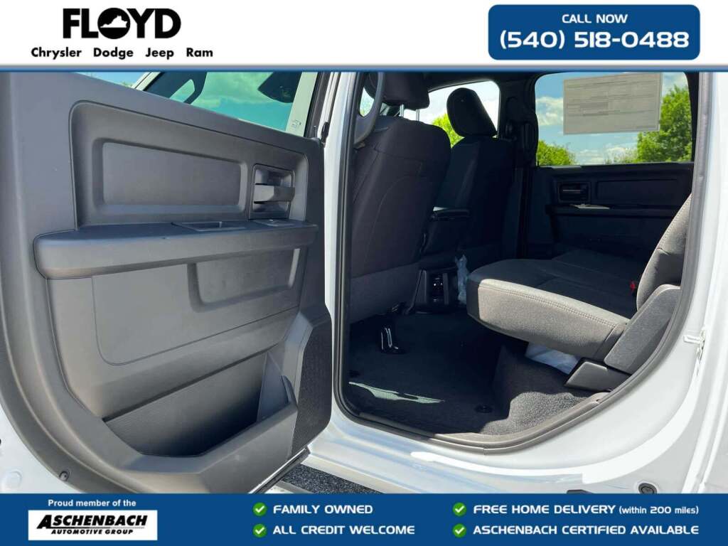 2026 Ram 3500 Tradesman Crew Cab 4x4 6'4" Box