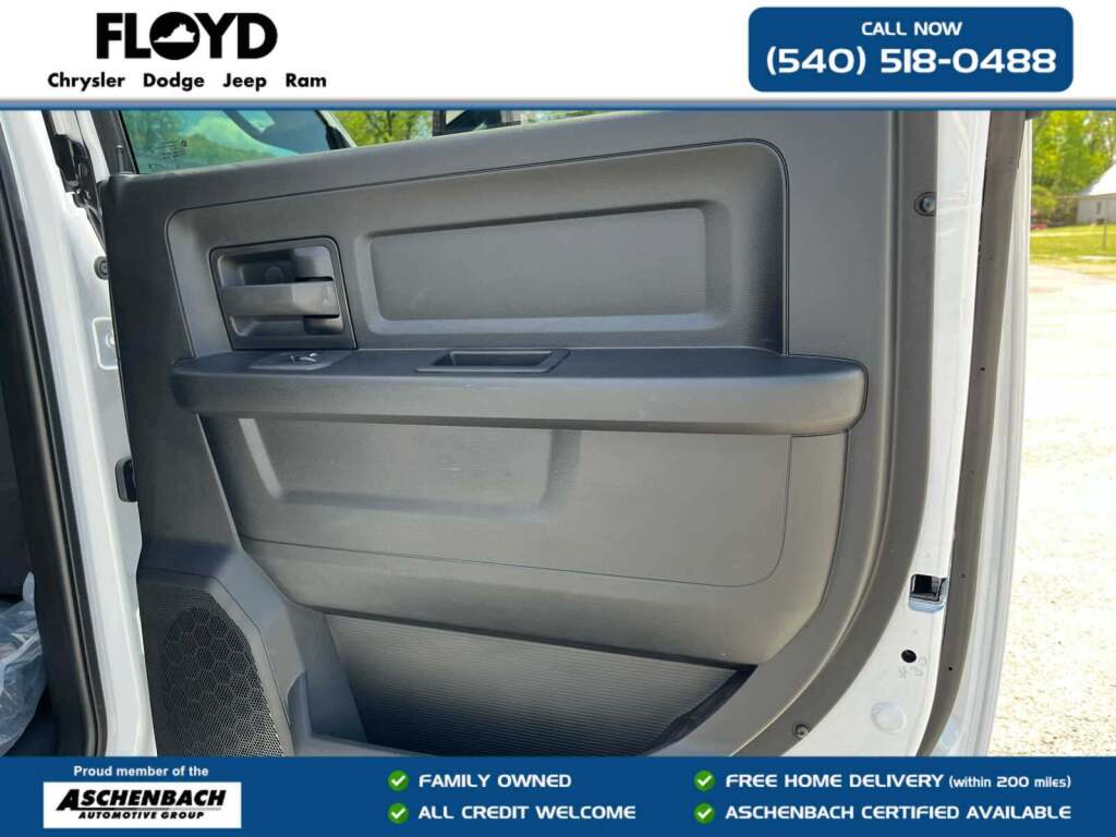 2026 Ram 3500 Tradesman Crew Cab 4x4 6'4" Box