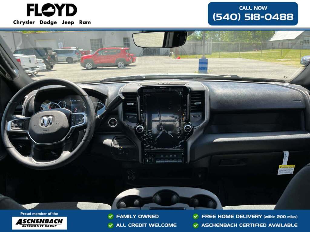 2026 Ram 3500 Tradesman Crew Cab 4x4 6'4" Box