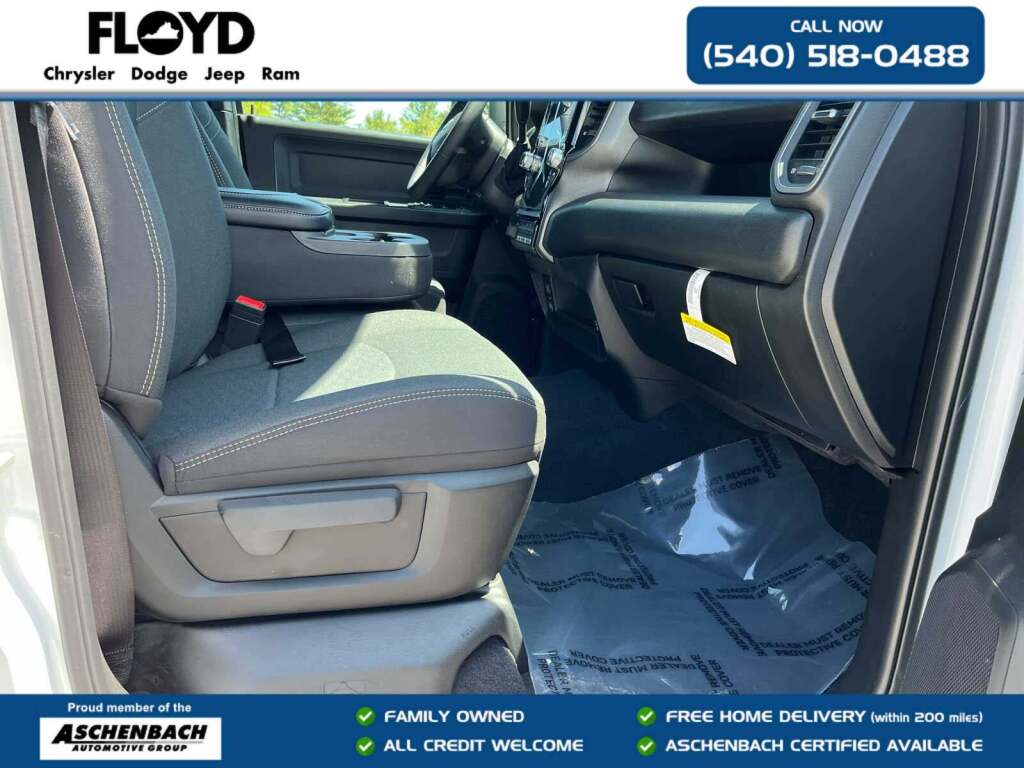 2026 Ram 3500 Tradesman Crew Cab 4x4 6'4" Box