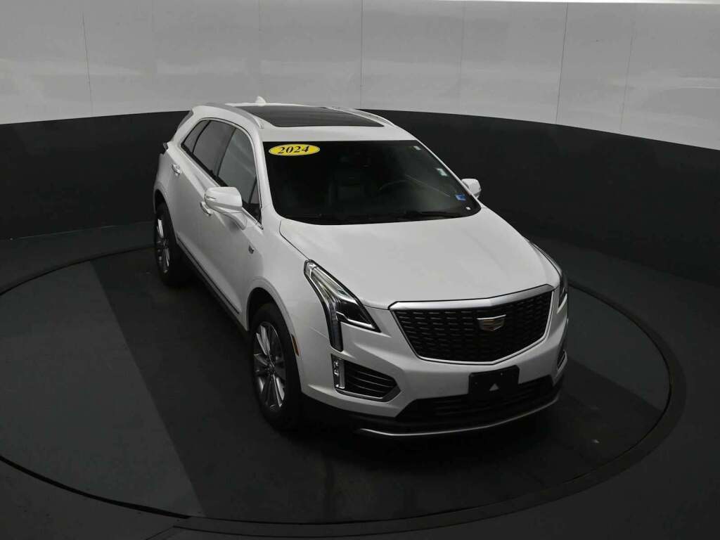 2024 Cadillac XT5 FWD Premium Luxury
