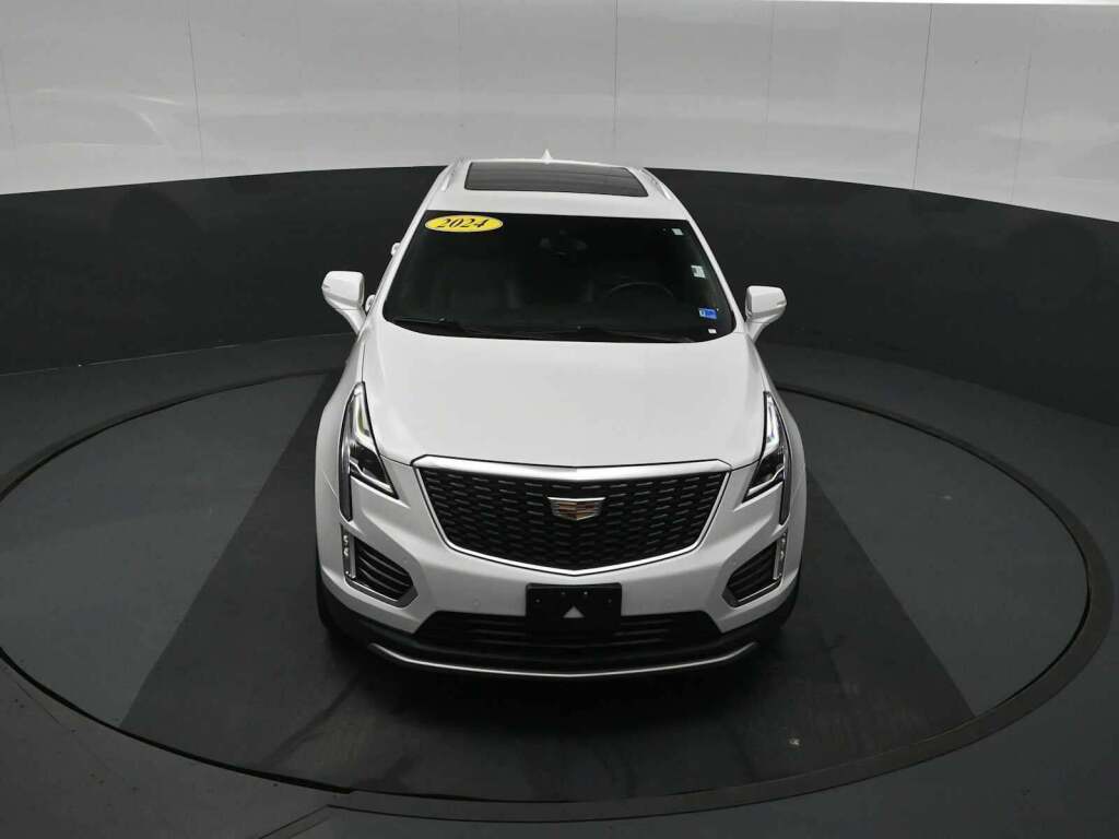 2024 Cadillac XT5 FWD Premium Luxury