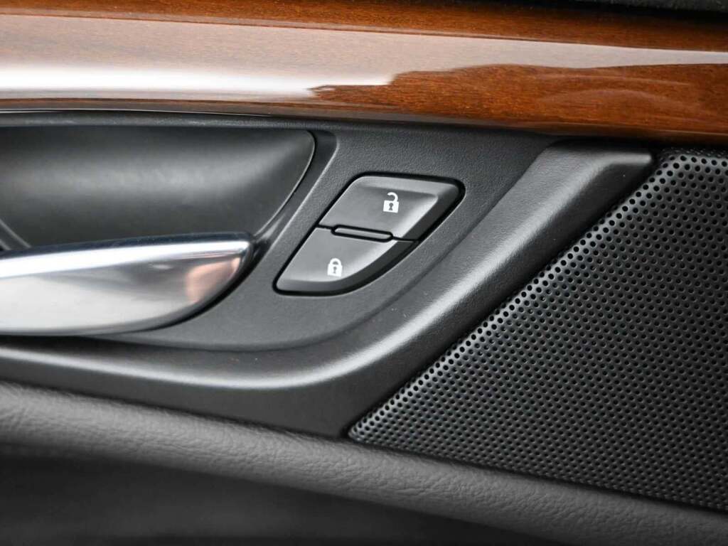 2019 Cadillac Escalade ESV Premium Luxury