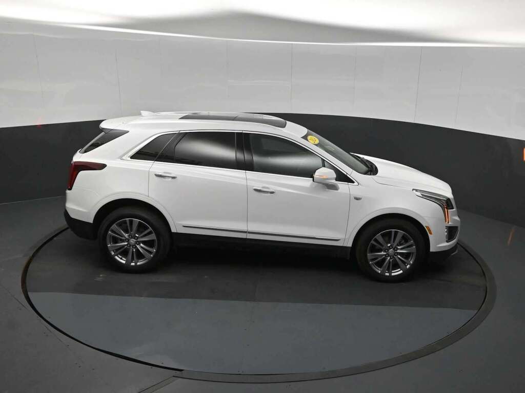 2024 Cadillac XT5 FWD Premium Luxury