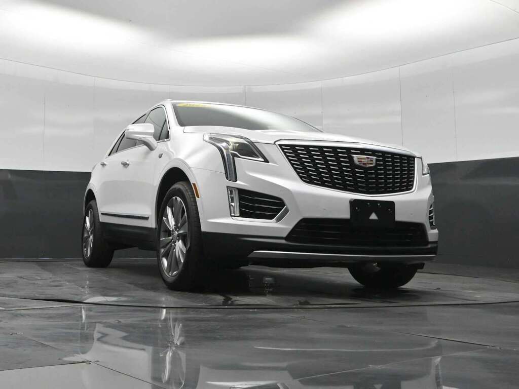 2024 Cadillac XT5 FWD Premium Luxury