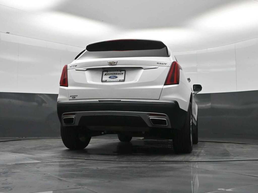 2024 Cadillac XT5 FWD Premium Luxury