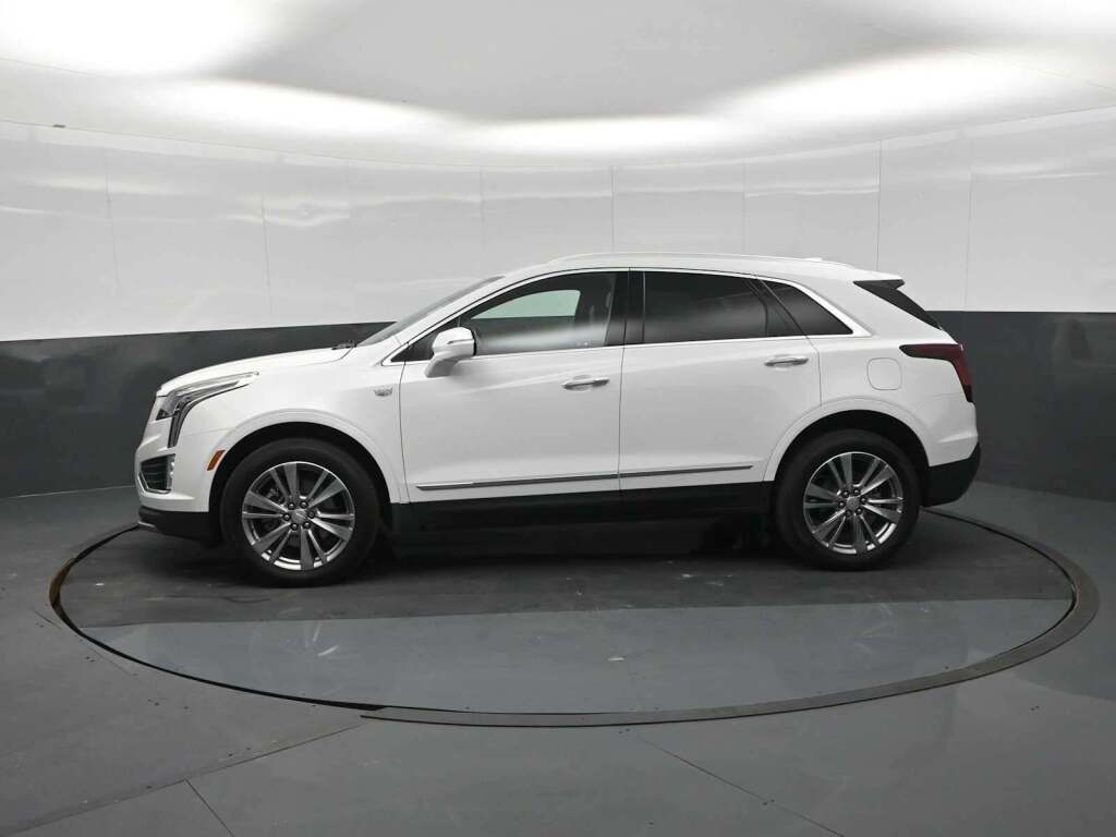 2024 Cadillac XT5 FWD Premium Luxury