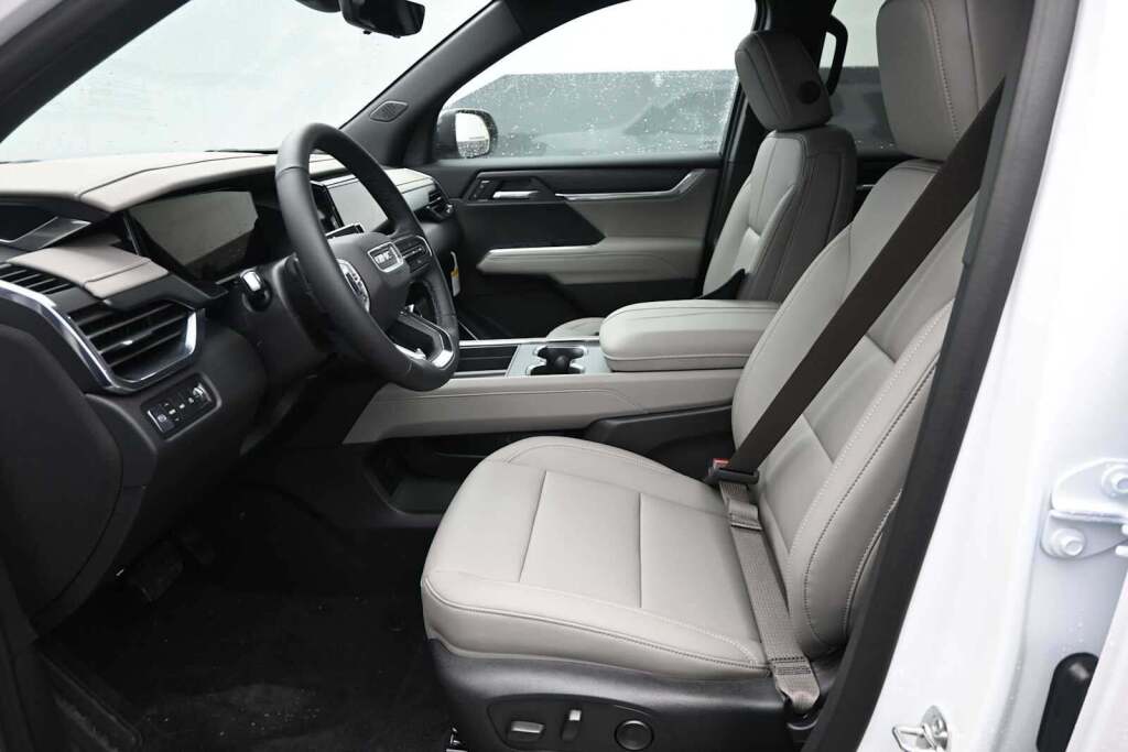 2026 GMC Acadia Elevation AWD