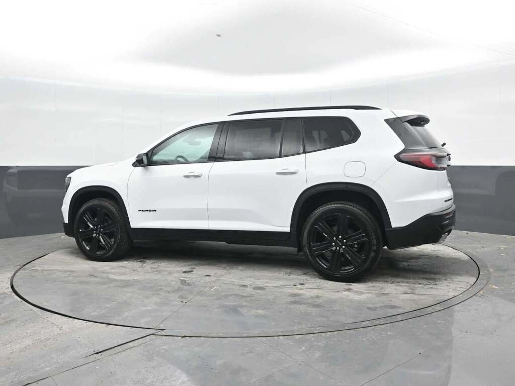2026 GMC Acadia Elevation AWD
