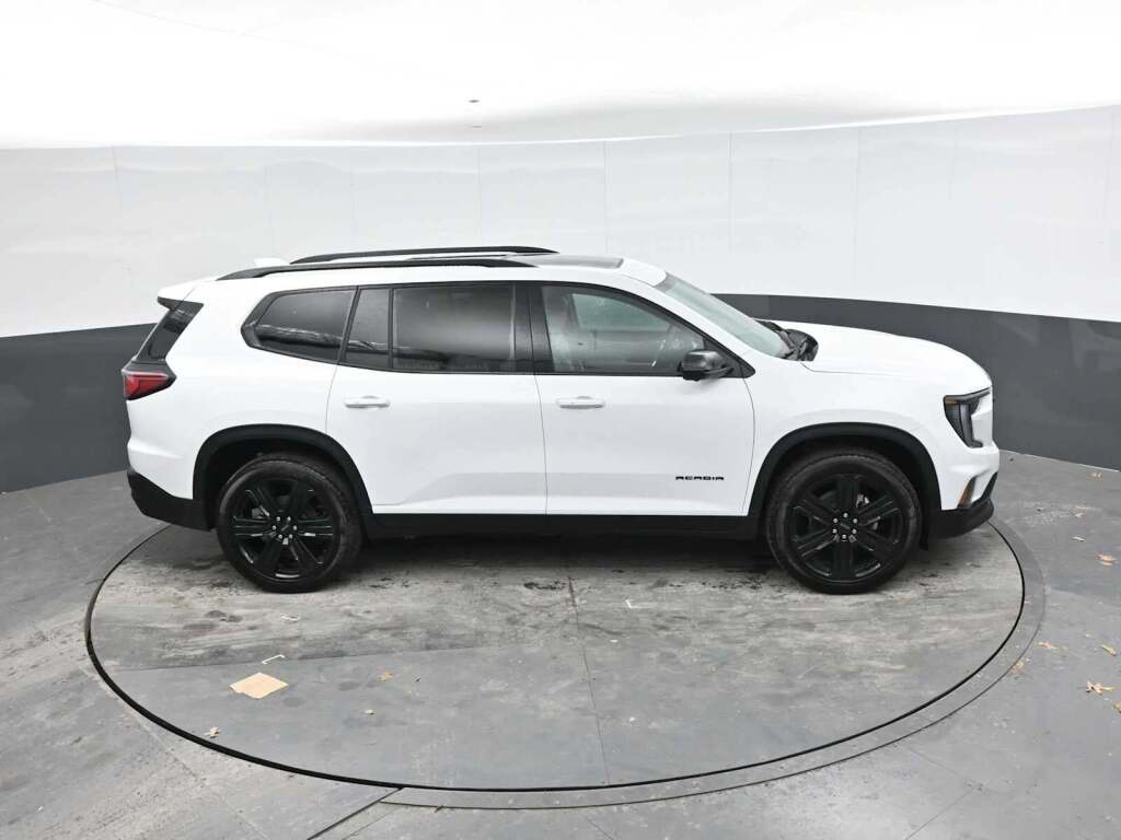 2026 GMC Acadia Elevation AWD