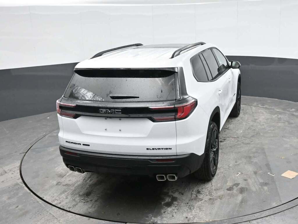 2026 GMC Acadia Elevation AWD