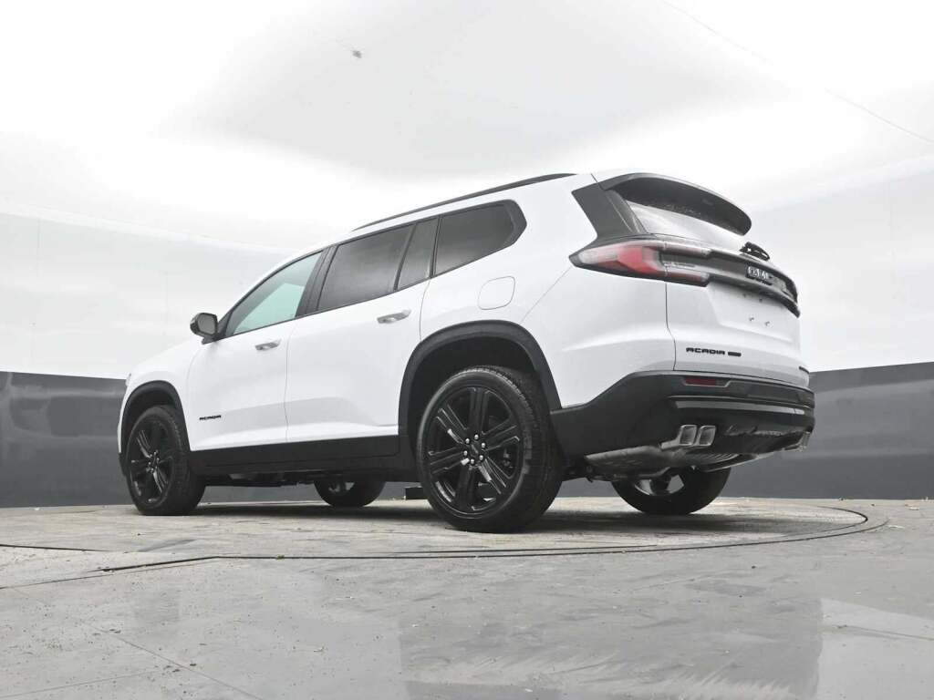 2026 GMC Acadia Elevation AWD