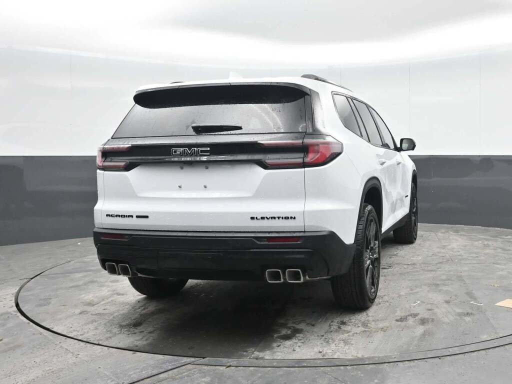 2026 GMC Acadia Elevation AWD
