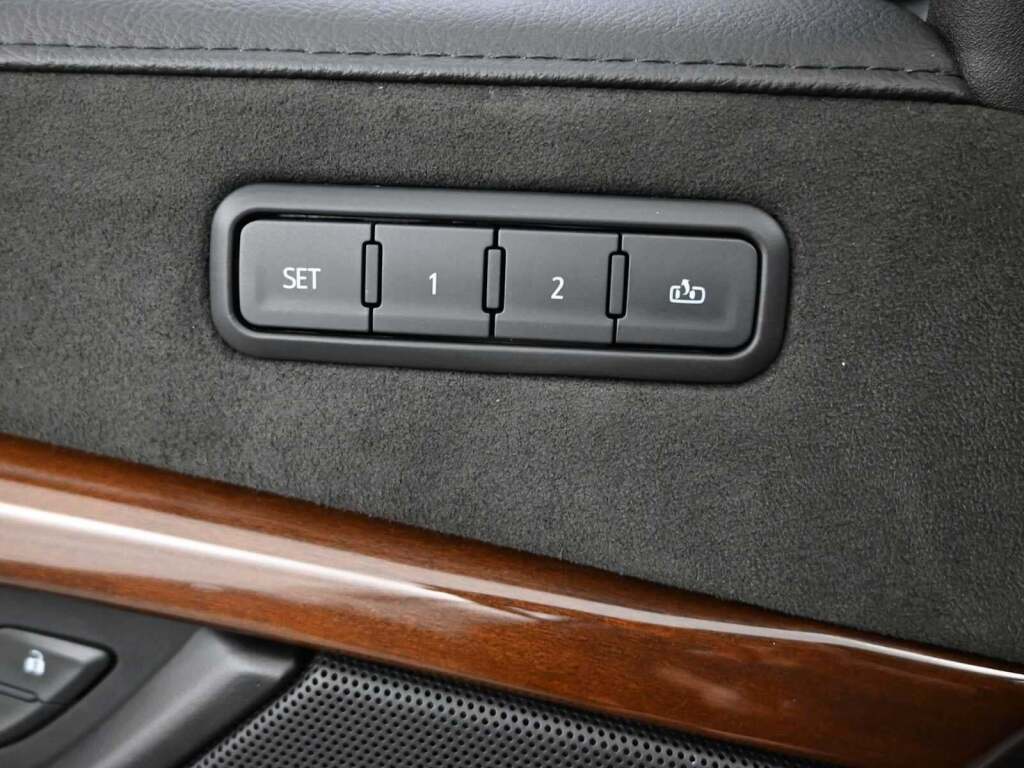 2019 Cadillac Escalade ESV Premium Luxury