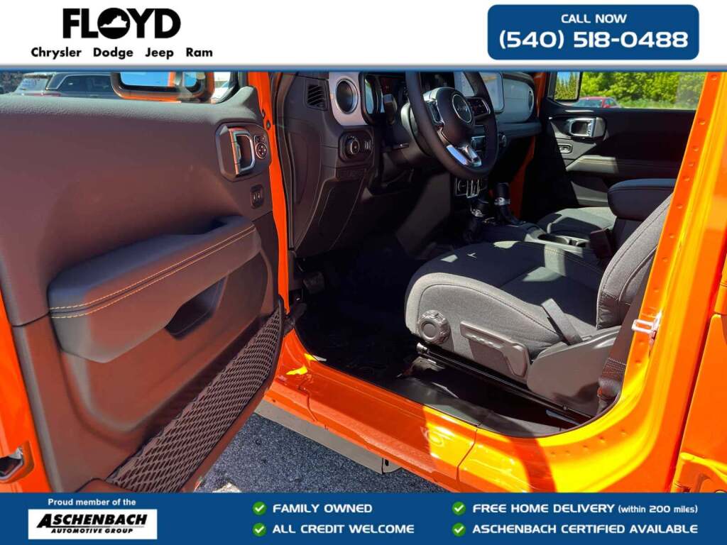 2026 Jeep Wrangler 4-Door Sahara 4x4