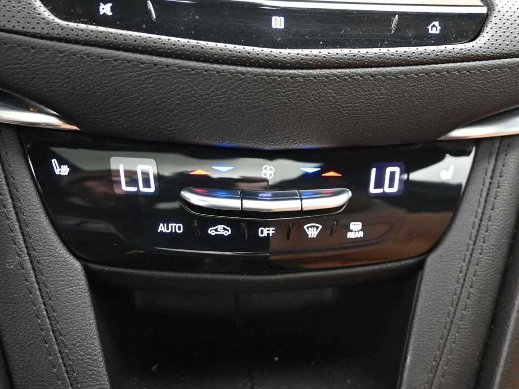 2020 Cadillac XT5 AWD Premium Luxury