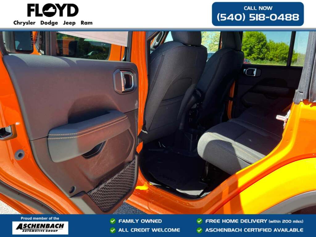 2026 Jeep Wrangler 4-Door Sahara 4x4