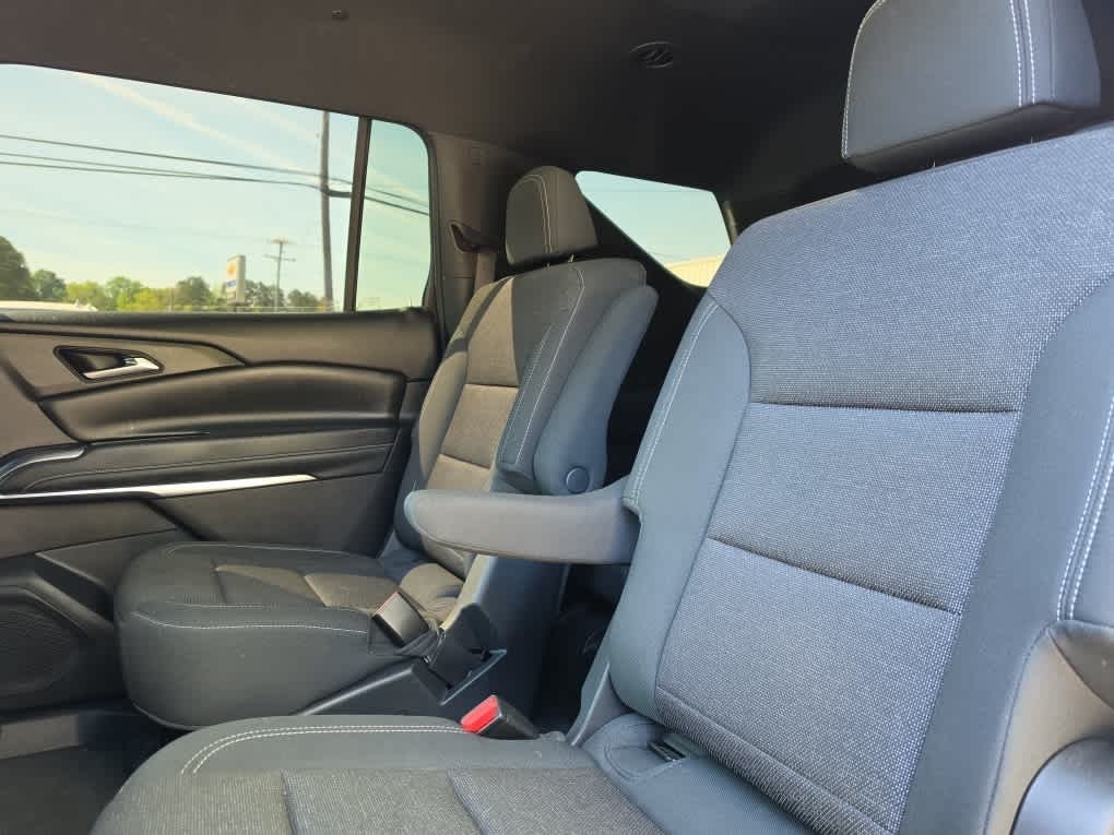 2025 Chevrolet Traverse FWD LT